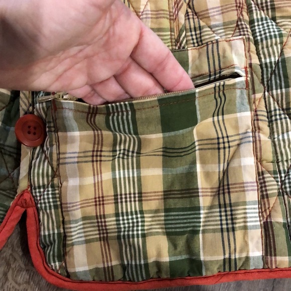 Like new! - L.L. BEAN Quilted Barn Jacket with Thermore Insulation - Picture 8 of 14